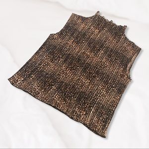 Vintage from Bushwick! 90s grunge leopard top